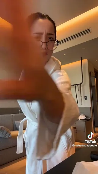 Sabadabadoodle Bathrobe To Red Gown OnlyFans Video Leaked