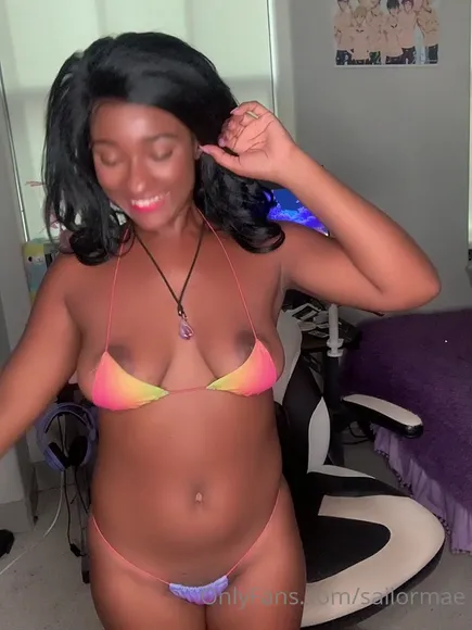 Sailormae Bikini Top Tease OnlyFans Video Leaked