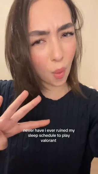 Sakurashymko Cozy Sweater Selfie OnlyFans Video Leaked