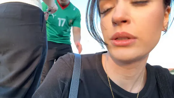 Salmmusss Black Tee Outdoor Selfie OnlyFans Video Leaked