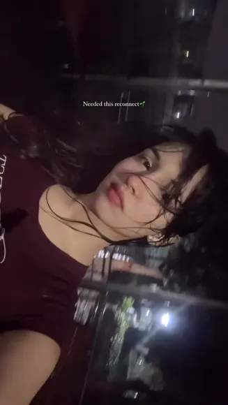 Samriddhiuniyaal Maroon Top Bend Over OnlyFans Video Leaked