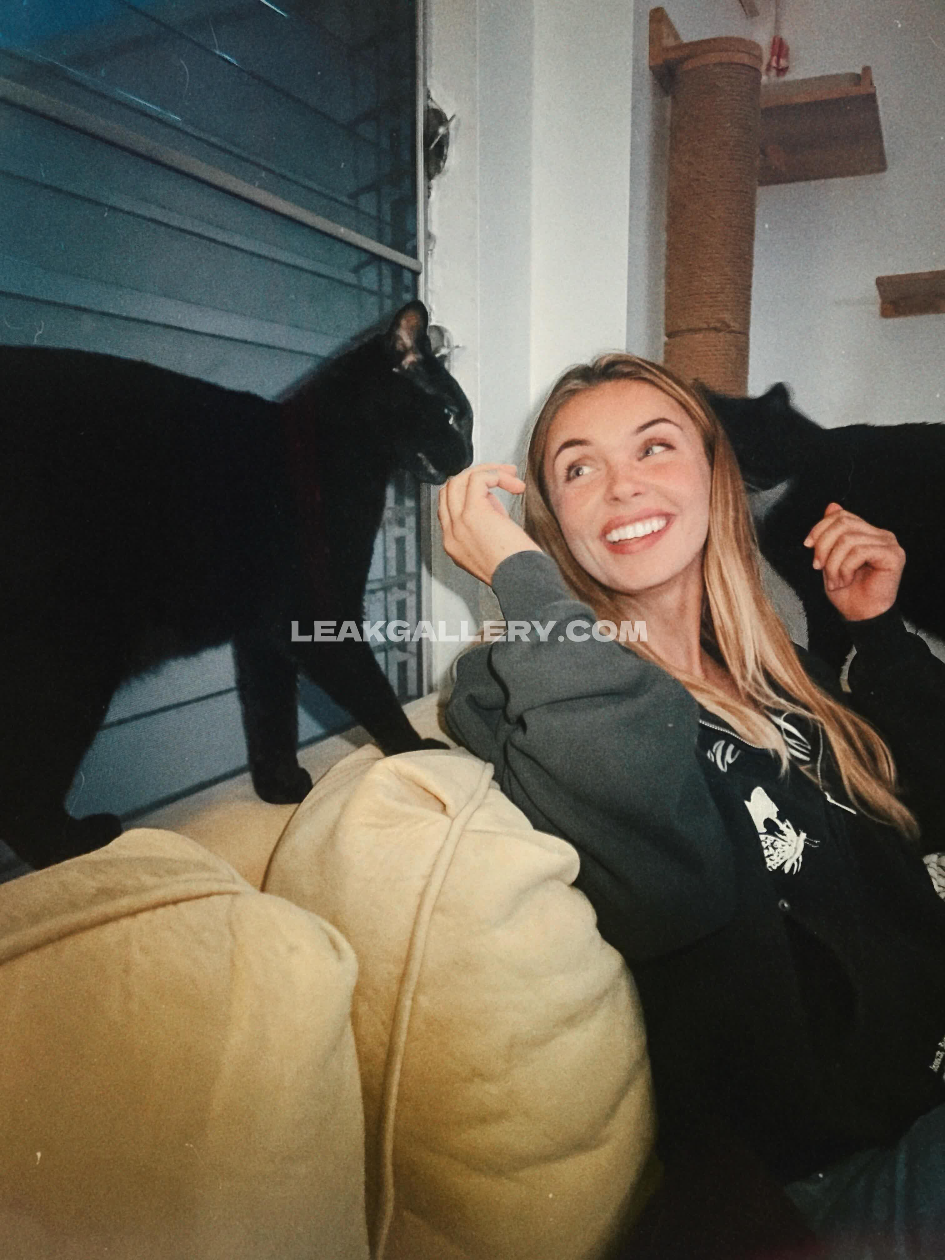 Samwitchttv Exclusive Leaked Nude OnlyFans #12926653
