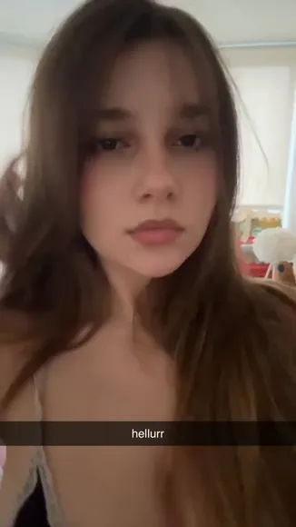 Sara.dobrik Low-Cut Top Tease OnlyFans Video Leaked