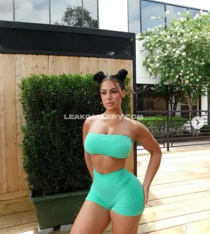 sarahbadaraa