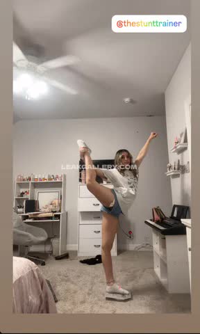 Sarahjfan12 Exclusive Leaked Nude OnlyFans #14516360