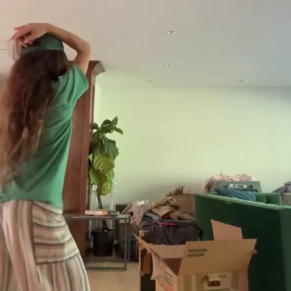 Sarahshahi Casual Cap Adjustment OnlyFans Video Leaked