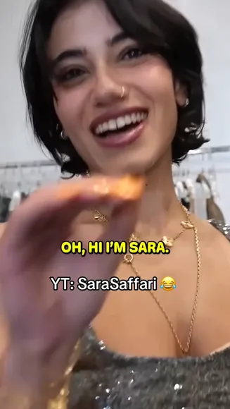 sarasaffari__ video thumbnail