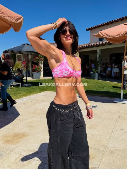 Sarasaffari__ Exclusive Leaked Nude OnlyFans #12142995