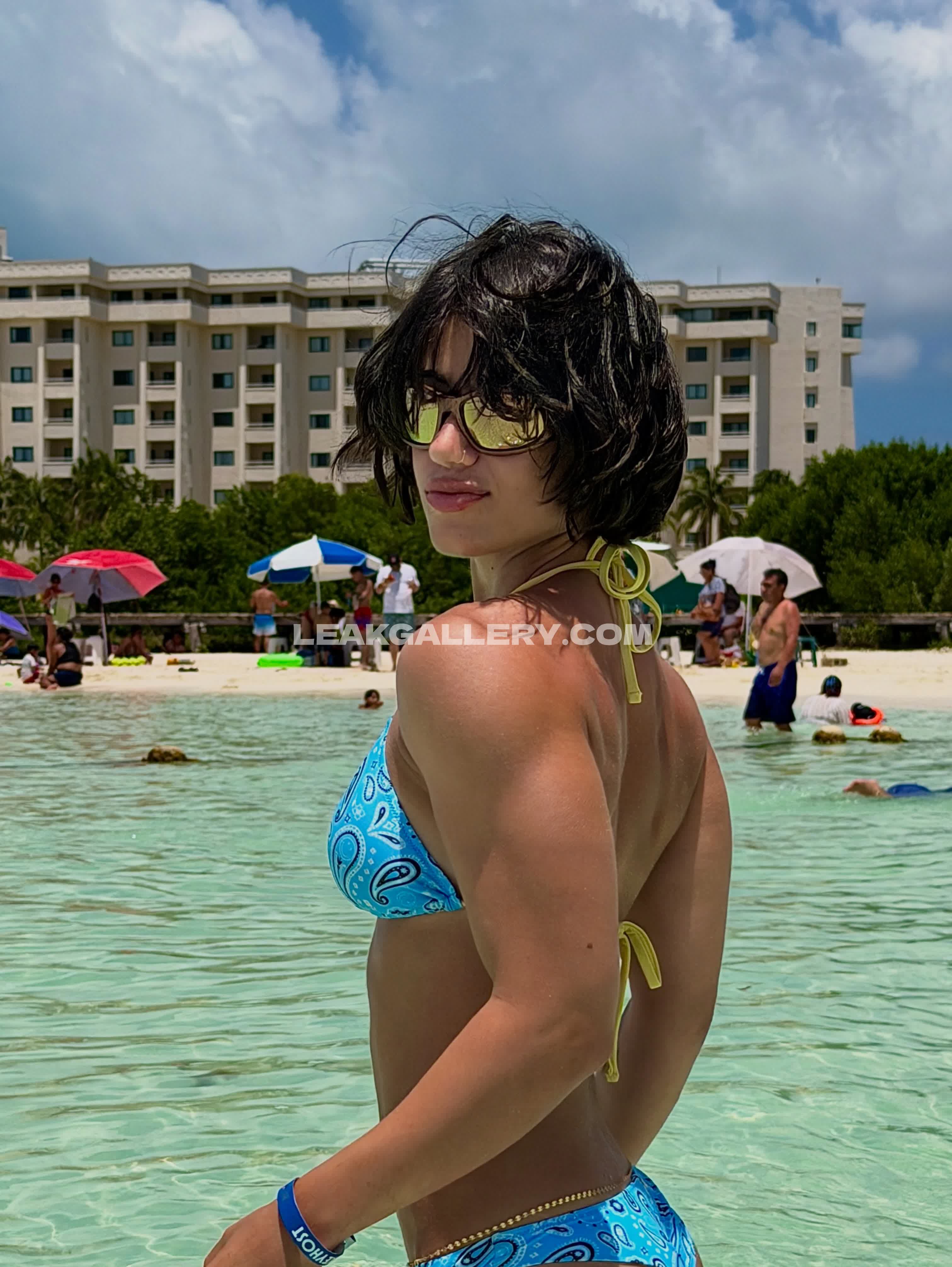 Sarasaffari__ Exclusive Leaked Nude OnlyFans #12873523