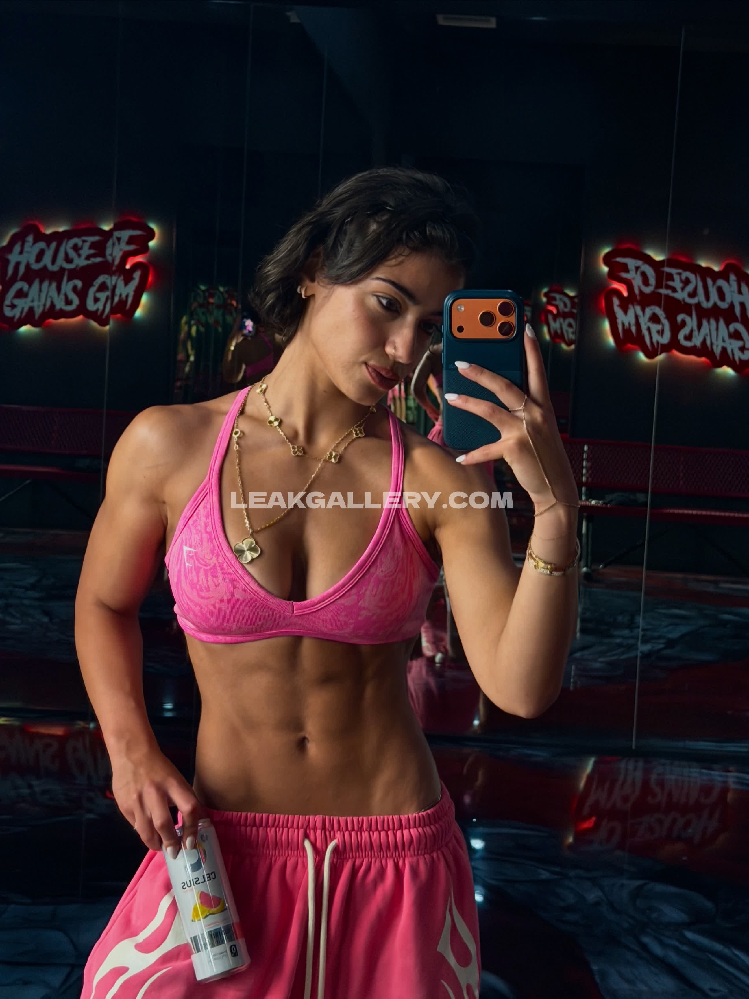 Sarasaffari__ Exclusive Leaked Nude OnlyFans #13024417