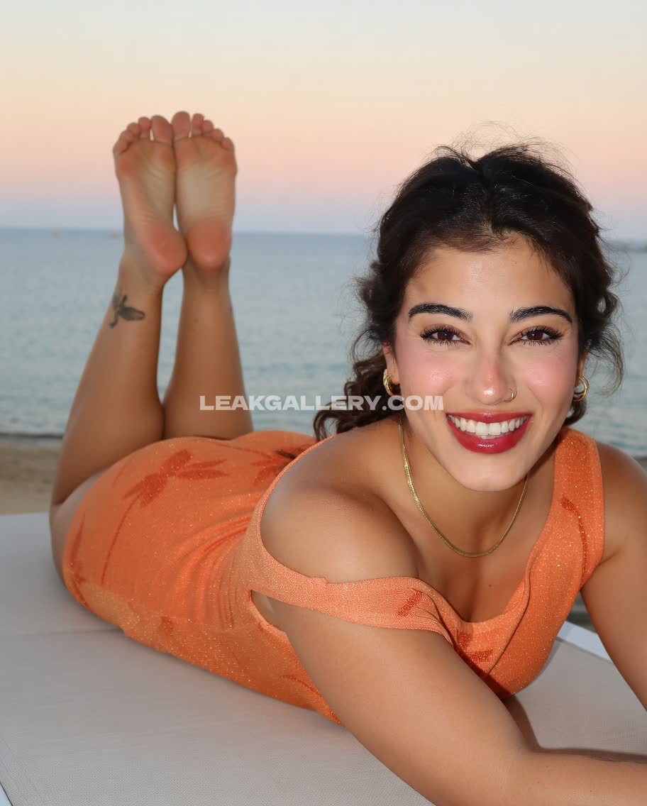 Sarasaffari__ OnlyFans Nudi in Esclusiva Trapela #12697663