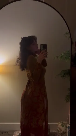 Saritaktty Sheer Dress Side Slit OnlyFans Video Leaked