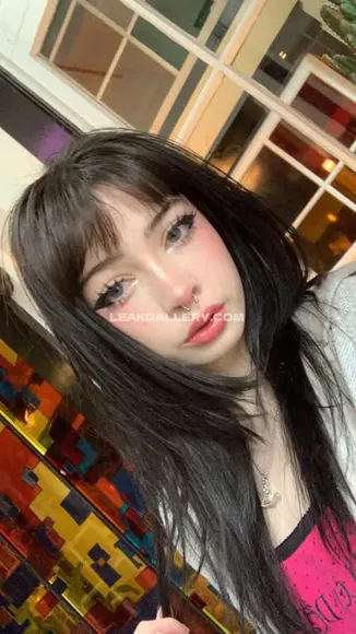 Sashad0ll Pink Top Tease OnlyFans Photo Leaked