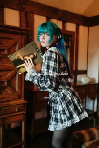 saya_scarlet