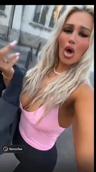 Sbby_astride Pink Top Cleavage Flash OnlyFans Video Leaked