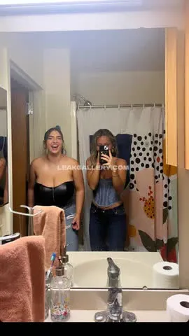 Seerahb2 Black Bra Top Tease OnlyFans Photo Leaked