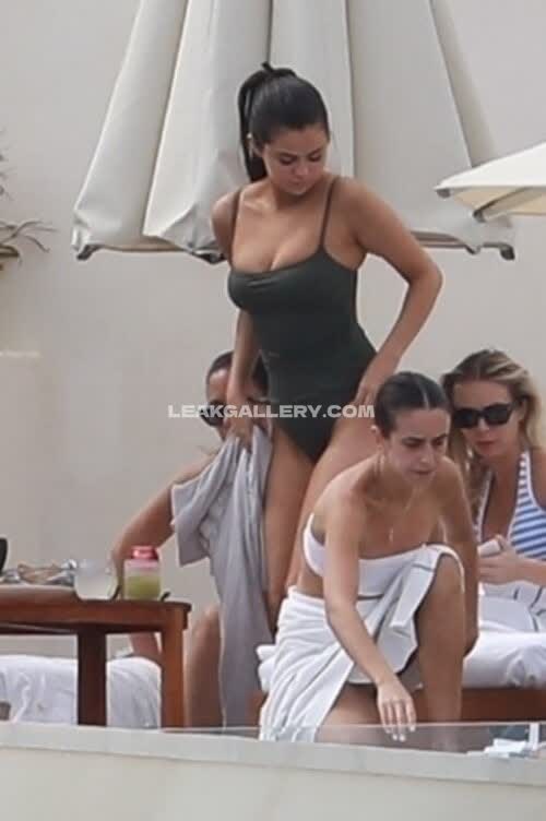 Selenagomez Exclusive Leaked Nude OnlyFans #14626475