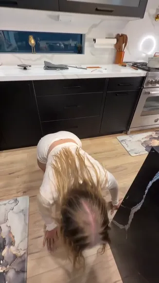 Sendnudesx Thong Ass Grinding OnlyFans Video Leaked