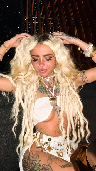 Sensualsunshine Tattooed Boobs In White Top OnlyFans Video Leaked