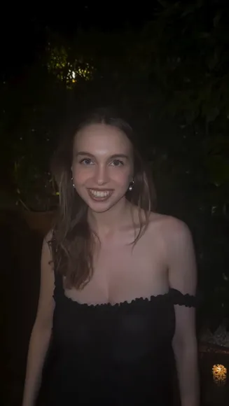 Serenaskybourne Black Dress Strut OnlyFans Video Leaked
