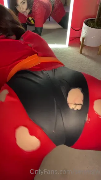 Serinsfw Torn Bodysuit Ass Pose OnlyFans Video Leaked