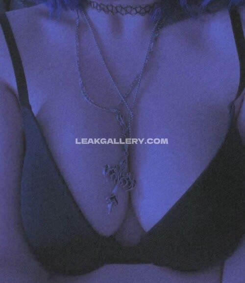 Shadowkyuu Exclusive Leaked Nude OnlyFans #12341278