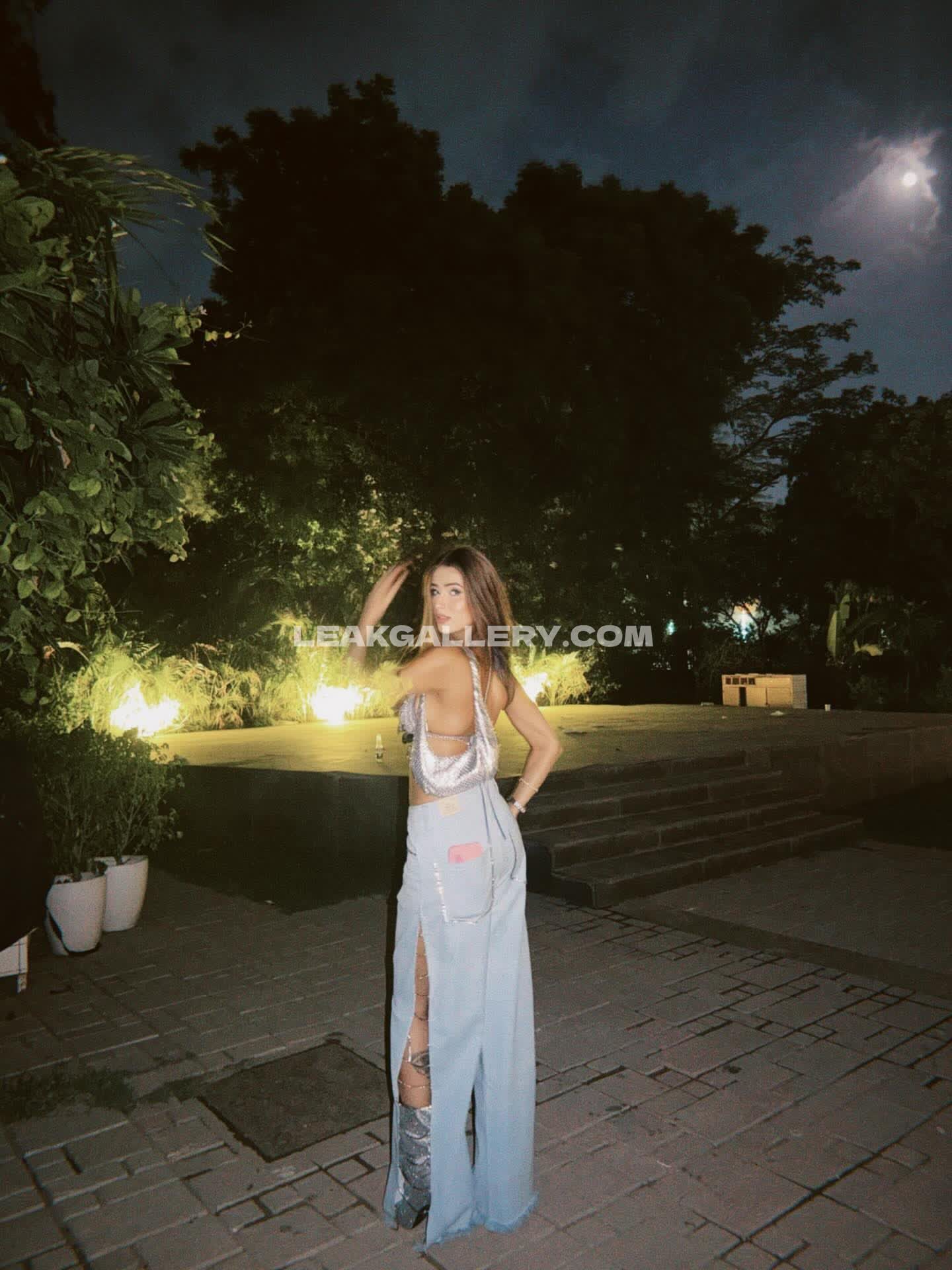 Shambhavi1997 Exclusive Leaked Nude OnlyFans #12964334