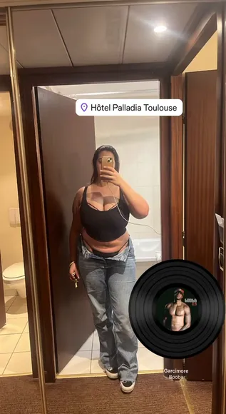 Shaynez92 Black Crop Top Tease OnlyFans Video Leaked