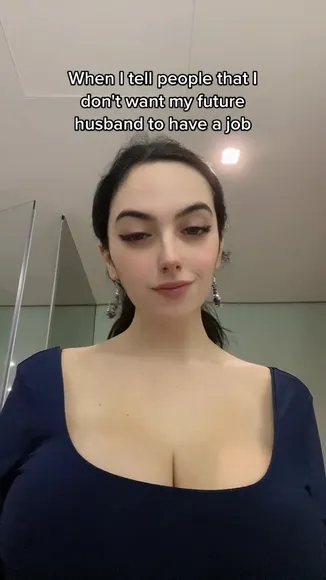 Shiftymine Deep Neckline Tease OnlyFans Video Leaked