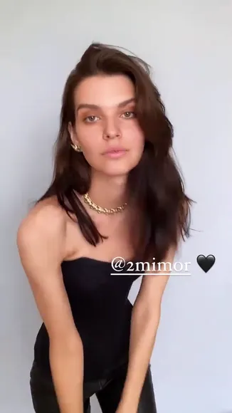 Shuzolotova Black Corset Straps OnlyFans Video Leaked