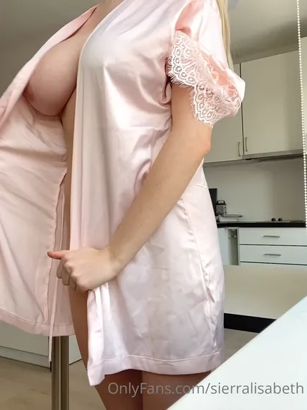 Sierralisabeth Pink Robe Tit Tease OnlyFans Video Leaked