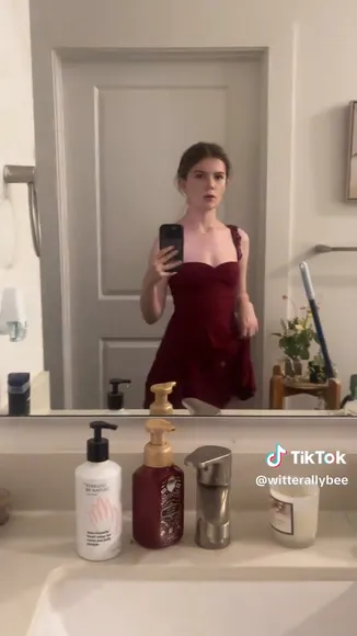 Sillybillyval Red Lace Dress Tease OnlyFans Video Leaked