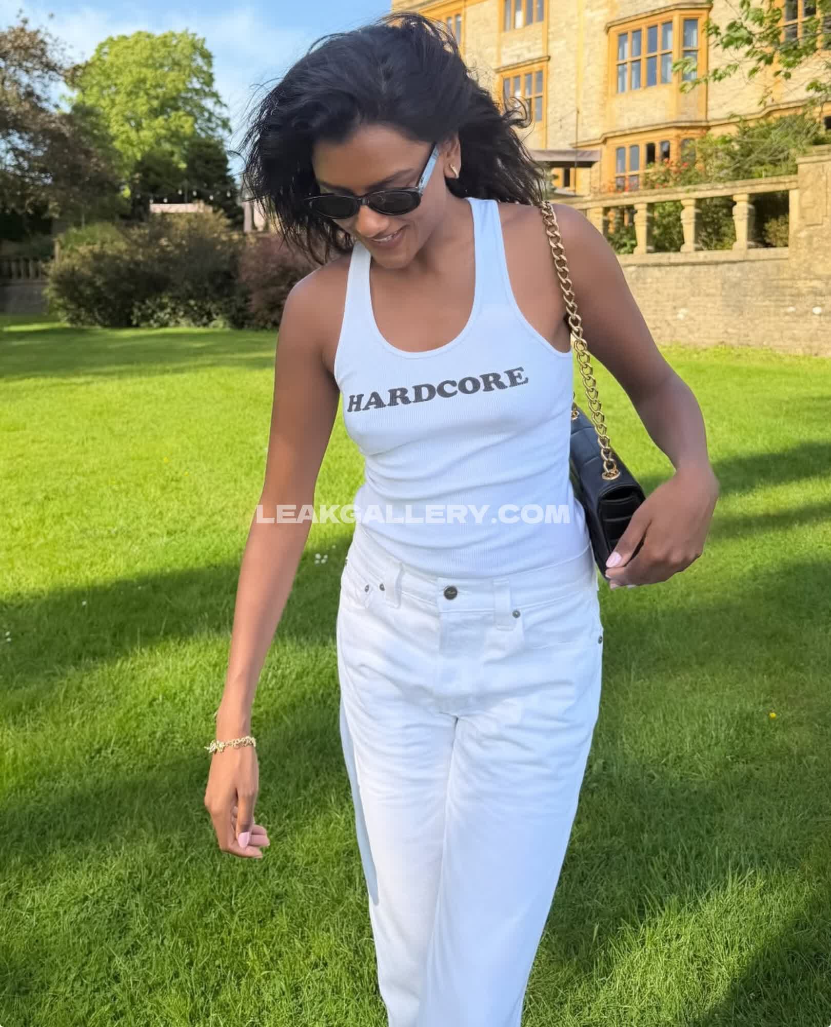 Simoneasshley Exclusive Leaked Nude OnlyFans #12588942