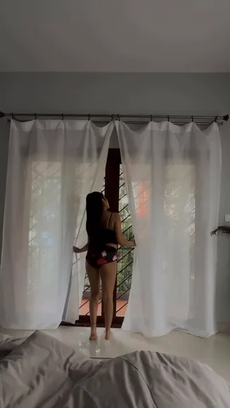 Simrankonly Lace Bra And Shorts OnlyFans Video Leaked