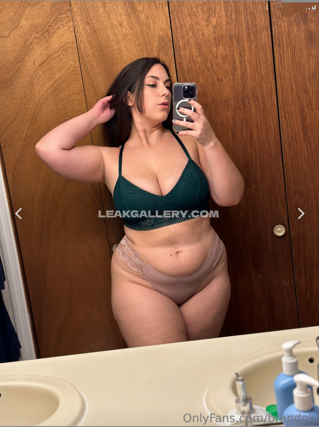 Slaywithbrandy एक्सक्लूसिव लीक्ड न्यूड OnlyFans #13028347