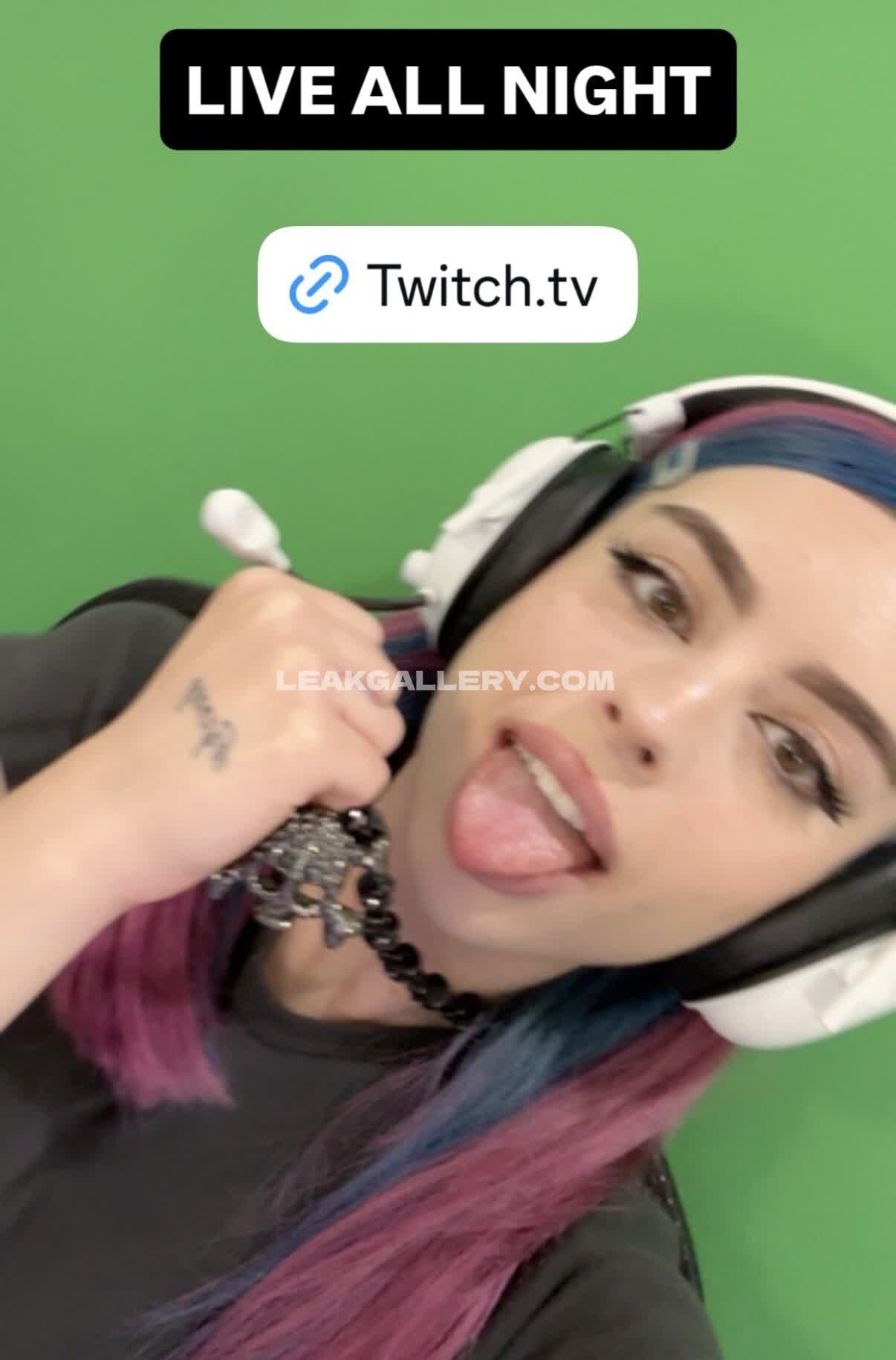Snowwcone_ / snowwcone / snowwcone0 Exclusive Leaked Nude OnlyFans #12844451