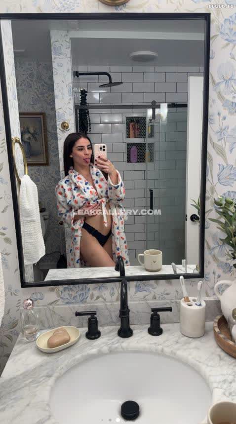 Sofia_crnilovic Bikini Bottom Selfie Mirror OnlyFans Photo Leaked