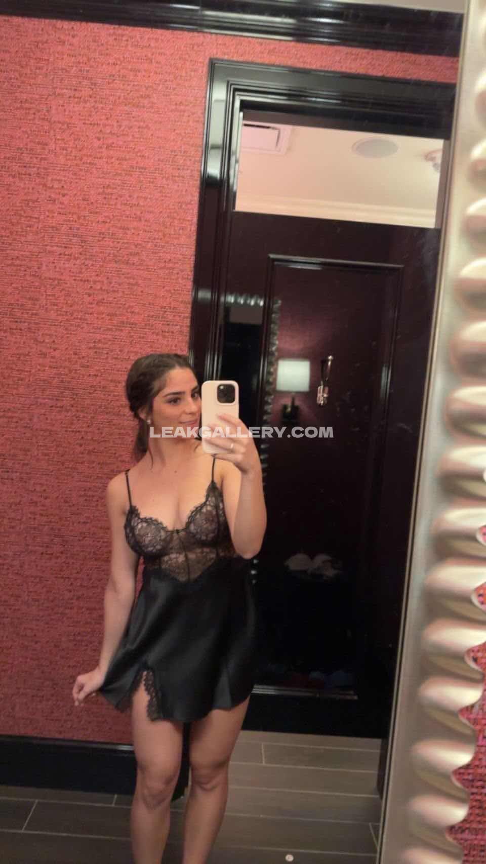 Sofia Crnilovic Lace Bra And Satin Robe OnlyFans Photo Leaked
