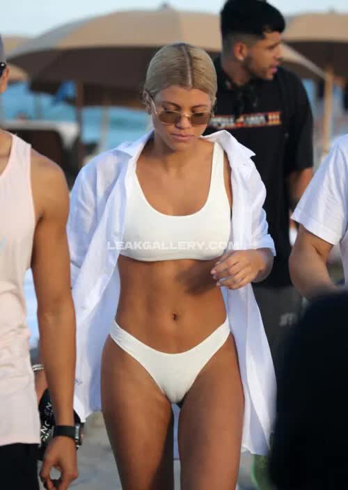Sofia_richie Exclusive Leaked Nude OnlyFans #15425827