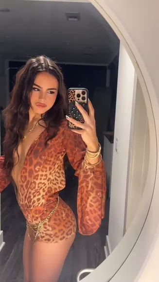 Sofiaspams Leopard Bodysuit Tease OnlyFans Video Leaked