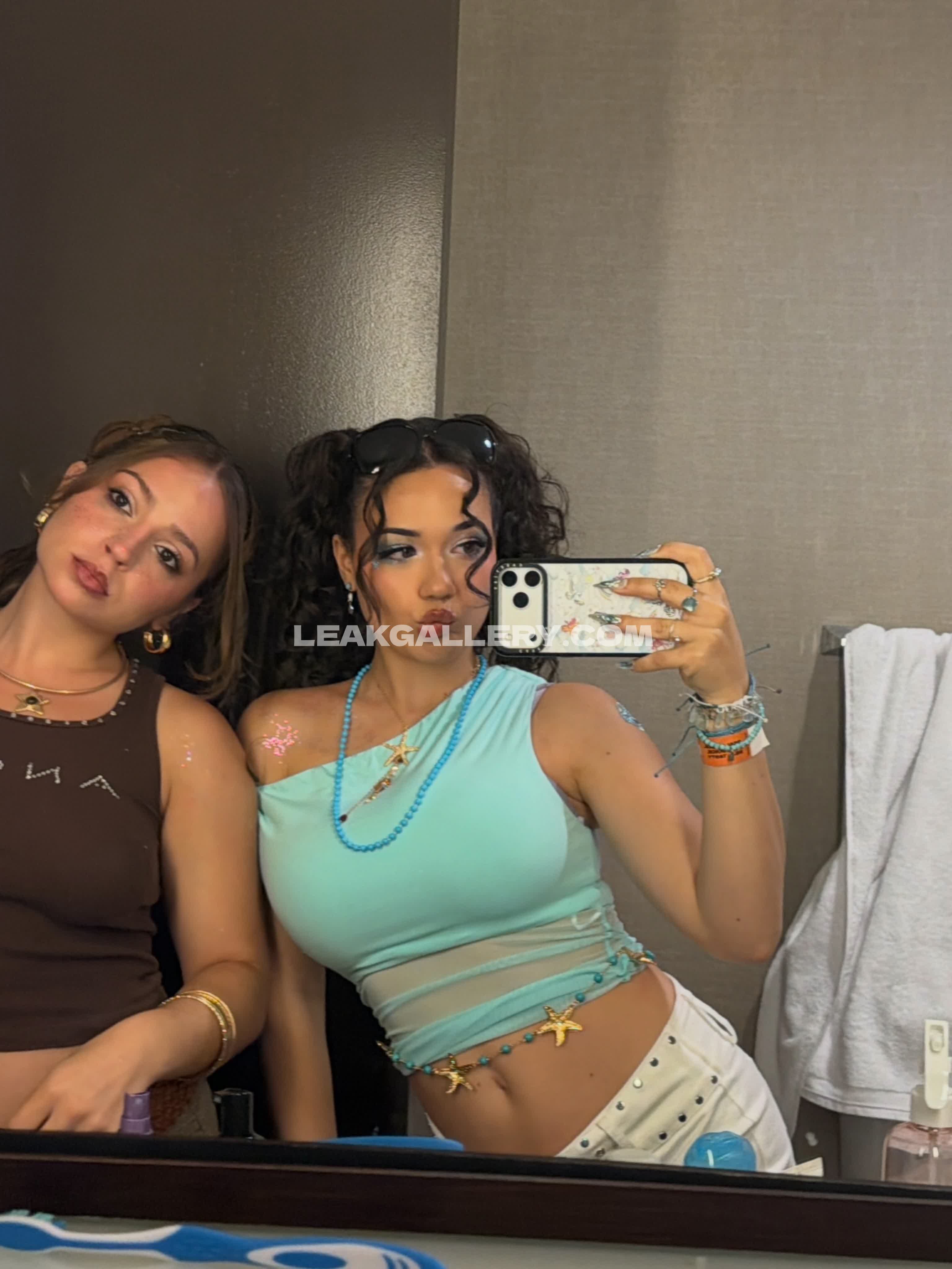 Sofiiiiagomez / sofiagomez Exclusive Leaked Nude OnlyFans #13356313