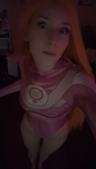 Soggyalien Pink Bodysuit Tease OnlyFans Video Leaked