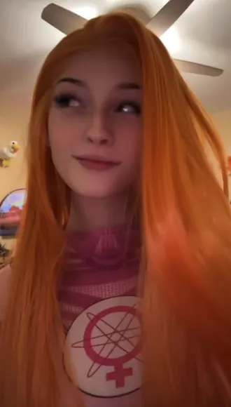 Soggyalien Pink Bodysuit Tease OnlyFans Video Leaked