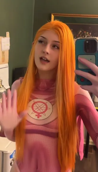 Soggyalien Pink Bodysuit Selfie OnlyFans Video Leaked