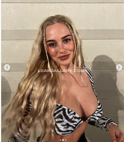Sophie Exclusive Leaked Nude OnlyFans #14403179