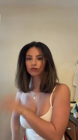 Sotoavaa White Top Tease OnlyFans Video Leaked