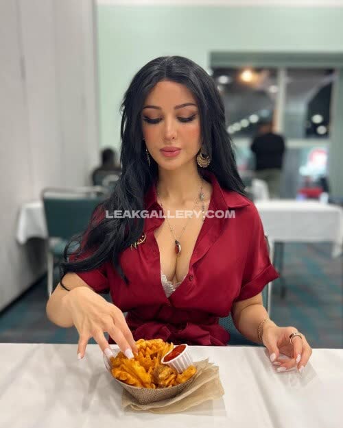 Sssniperwolf Exclusiva filtración de OnlyFans desnuda #14574095