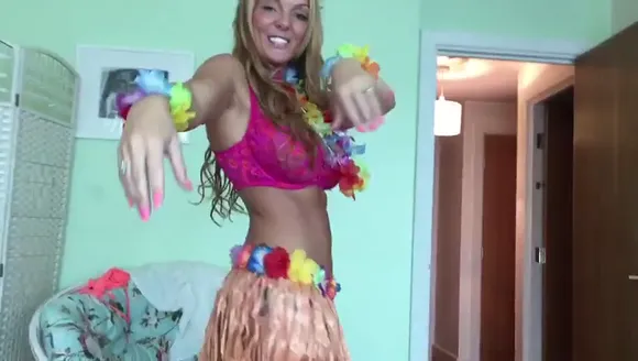 Stacey_saran Tongue Out Tease OnlyFans Video Leaked