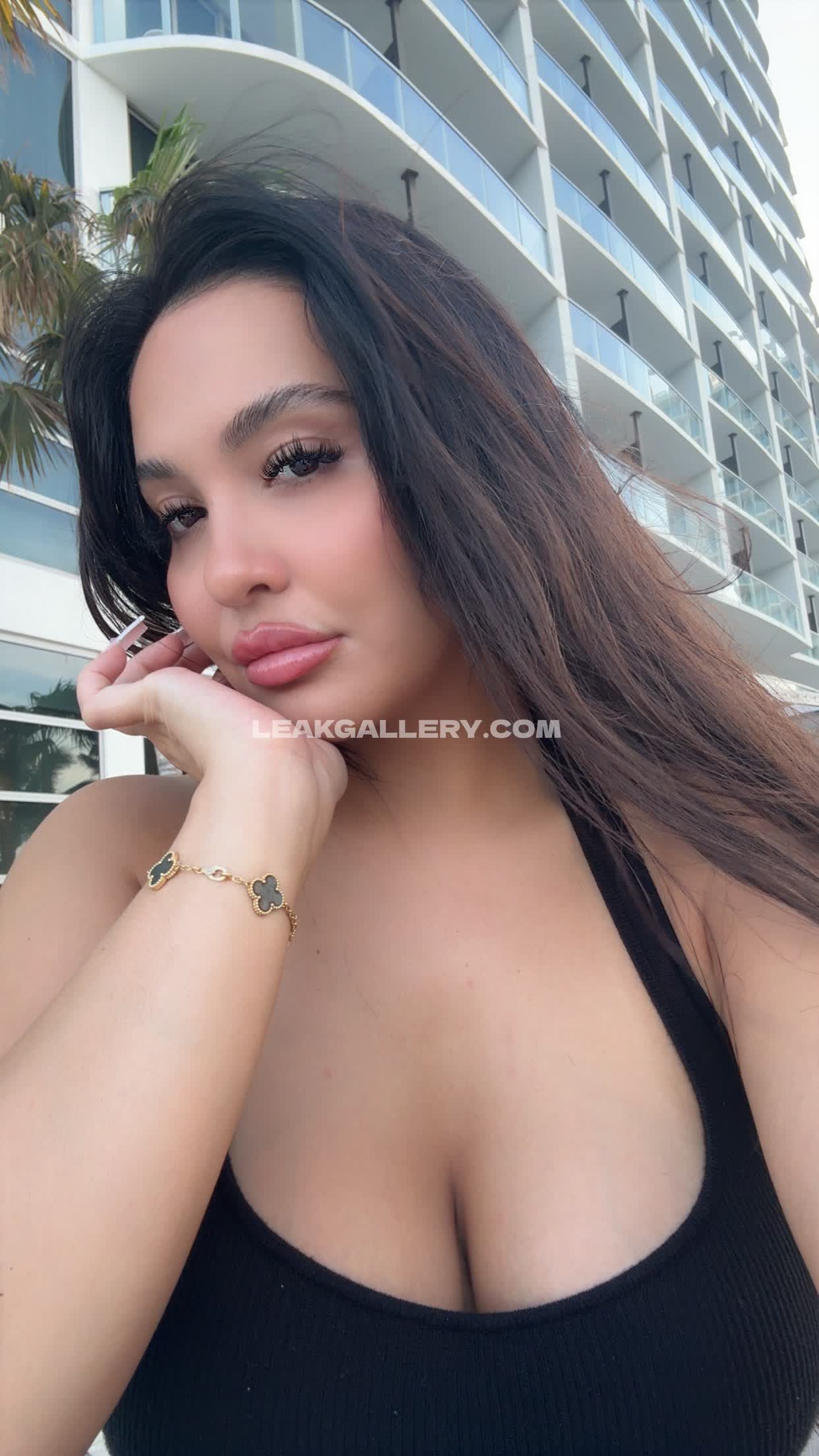 Stellahudgens Exclusive Leaked Nude OnlyFans #13097319