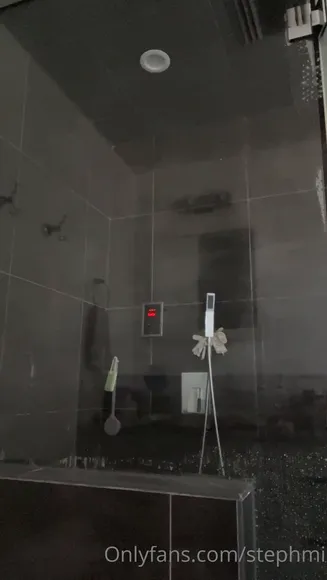 Stephmi Naked Shower Tease OnlyFans Video Leaked